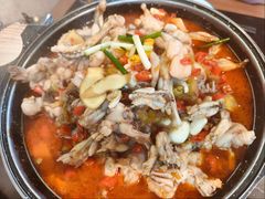 -昱龙大盆牛蛙馆(三兴街总店)