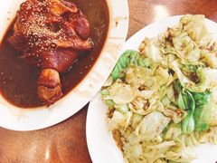 -巷子深菜馆·津门肘子(滨海店)