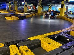 -极限PLAY运动娱乐新世界·团建派对潮玩休闲馆·室内蹦极高空游乐园