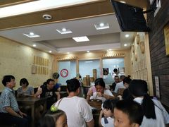 大堂-鑫旺旺汤包(总店)