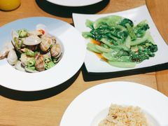 -臻鲜燕海鲜融合餐厅(金陵style店)