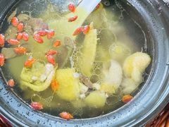 -七的湖·晚芳亭·阳澄湖农家菜·大闸蟹(莲花岛店)