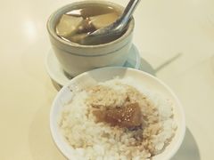 排骨苦瓜汤-阿水狮猪脚大王(台中公园店)