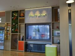 -广州花都融创文旅城希尔顿惠庭酒店