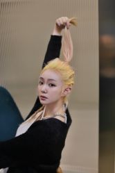 -变画·发型STUDIO