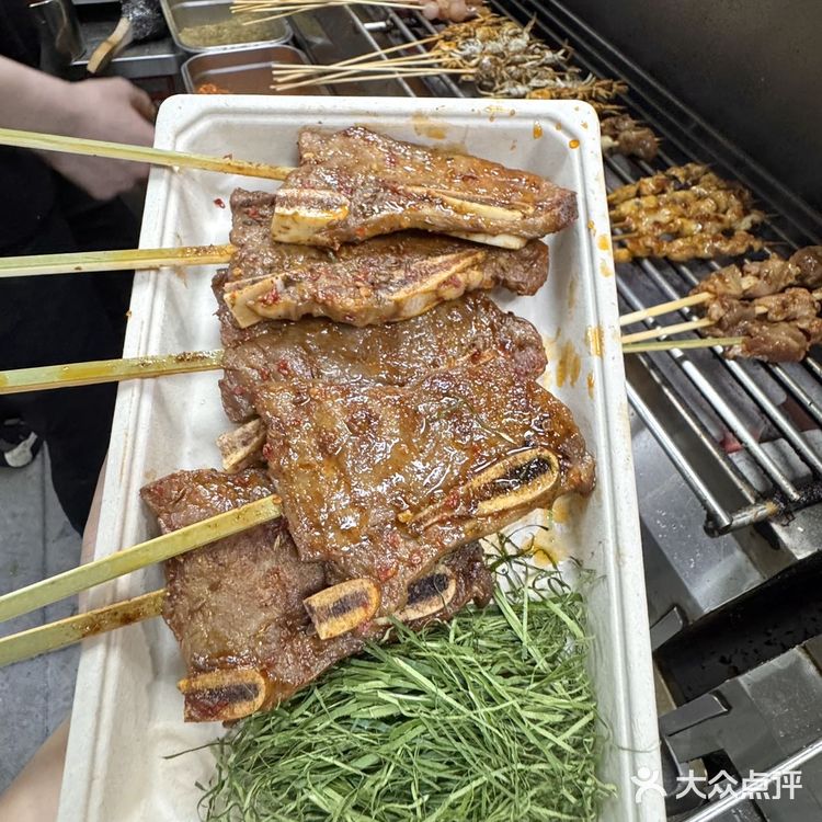 感谢乌啦啦！！确实是长沙数一数二好吃的…