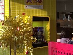 门面-麦当劳(普陀香溢花城店)
