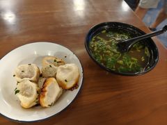 -舒蔡记生煎菜饭(云南中路店)