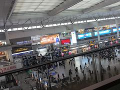 -麦当劳(上海虹桥站30B检票口楼上)