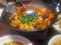 -富正毅三下锅(体育馆店)