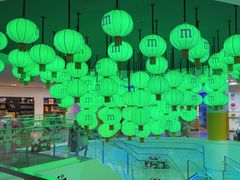 -m豆巧克力世界(上海世茂广场店)