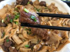 -壹阁胡羊焖饼(特色小吃街店)