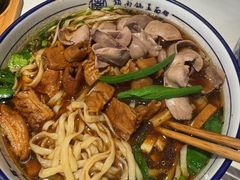 -镇南锅盖面馆(解放路店)