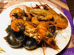 -四海一家自助餐(益田假日广场店)