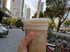 -瑞幸咖啡(纽宾凯酒店新华路店)