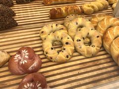 -焙丽拾光(麦凯乐直营店)