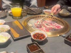 -铭牛烧肉·和牛海鲜自助(高新月牙湖店)