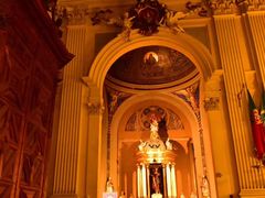 -皮拉尔圣母圣殿主教座堂