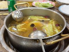 -乳仔牛牦牛汤锅 烤羊排(松潘古城店)