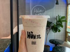草莓牛油果-混果汁(福田领展中心城店)