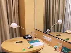 -南阳建业森林半岛假日酒店