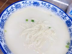 -雪琴面馆富安特色鱼汤面(城中花园店)