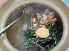 沙蚬滚黄儿菜-天强农家菜馆