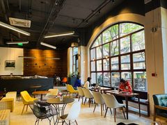 靠窗位-VESH COFFEE(定西路店)
