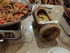 -老唐三下锅 ·张家界地标美食(溪布街店)