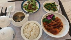 -玥奢国际母婴护理中心(滨江宝龙店)