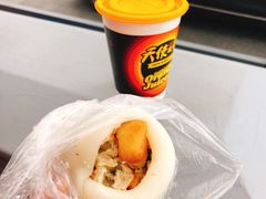 -上海虹口糕团食品厂(茂名路店)