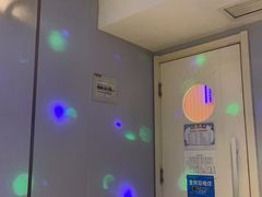 -唯爱KTV聚会餐厅(仙林东城汇店)