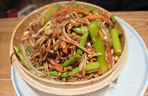 Home-style Braised Noodles