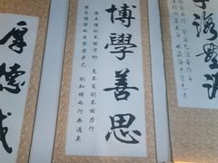 -荒岛实景沉浸密室(江汉路1店)
