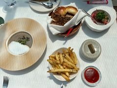 餐前面包配黄油-弗兰克牛排西餐厅Ribone steak house(柠檬花园店)