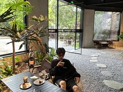 -J Create城市露营咖啡·简餐·宠物(上海动物园店)