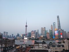 -LONG BAR 廊吧(外滩华尔道夫酒店)