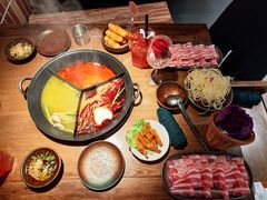 -巴卤社老火锅(财富店)