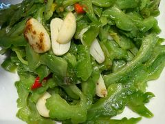 -三湘四水正宗湘菜(君峰路店)