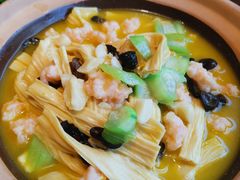 鲜虾滑焖腐竹-图味美小黄鱼·本地菜(景瀚店)
