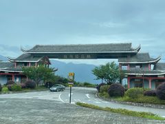 -梭布垭石林景区