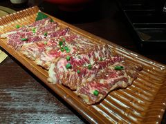 -山川小町·极番烧肉(新地假日广场店)