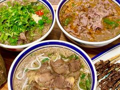 -云阿蛮云南生烫牛肉米线(奉贤路店)