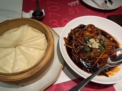 -滩外滩·本帮江浙菜(新天地店)
