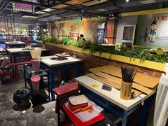 -钢管厂五区小郡肝串串香火锅(梅川路店)