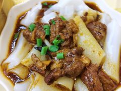 牛腩猪肠粉-心点盛宴江南西店