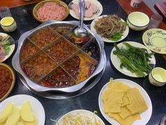 -重庆楊門机场老火锅(20年老店两路总店)