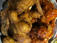 -BHC炸鸡(明洞总店)