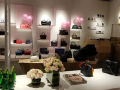 -BeLLE 百丽(凯德闵行商业中心店)