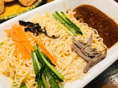 -雀舞云南菜(天津天河城购物中心店)